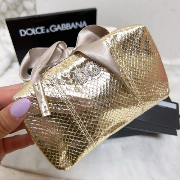 🆕 💯 Dolce & Gabbana RARE Crystal & Gold Snakeskin Lame Portagioie Mini Bag - Picture 1 of 11